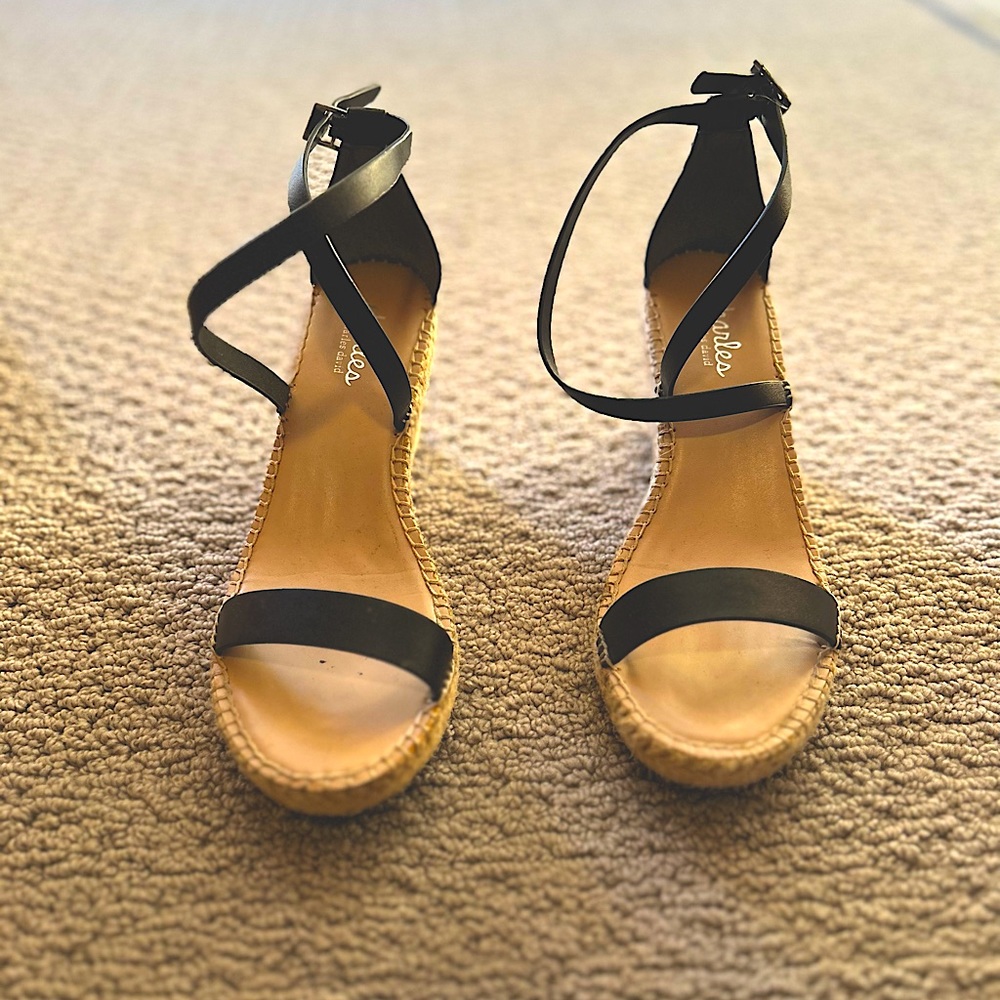 Charles By Charles David Black and Tan Wedges Size: 9.5. Love these espadrilles